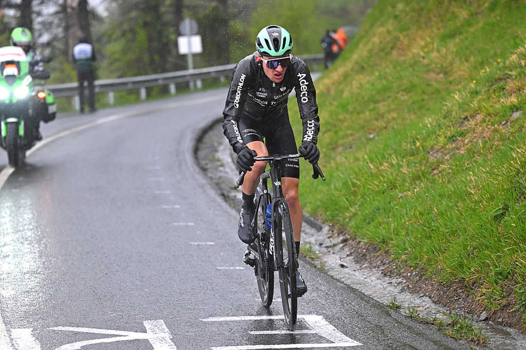 BERGARA, SPAIN - APRIL 11: Paul Seixas of France and Team Decathlon CMA CGM - Yellow Leader Jersey competes in the chase group during the 65th Itzulia Basque Country 2026, Stage 6 a 135.2km stage from Goizper-Antzuola to Bergara / #UCIWT / on April 11, 2026 in Bergara, Spain. (Photo by Tim de Waele/Getty Images)