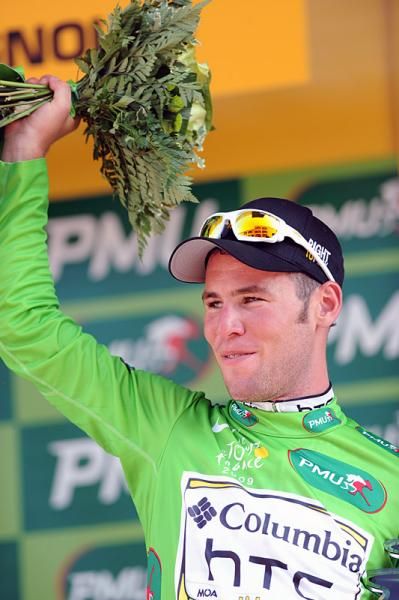 Mark Cavendish picked up the green jersey in addition to a stage win on Sunday.