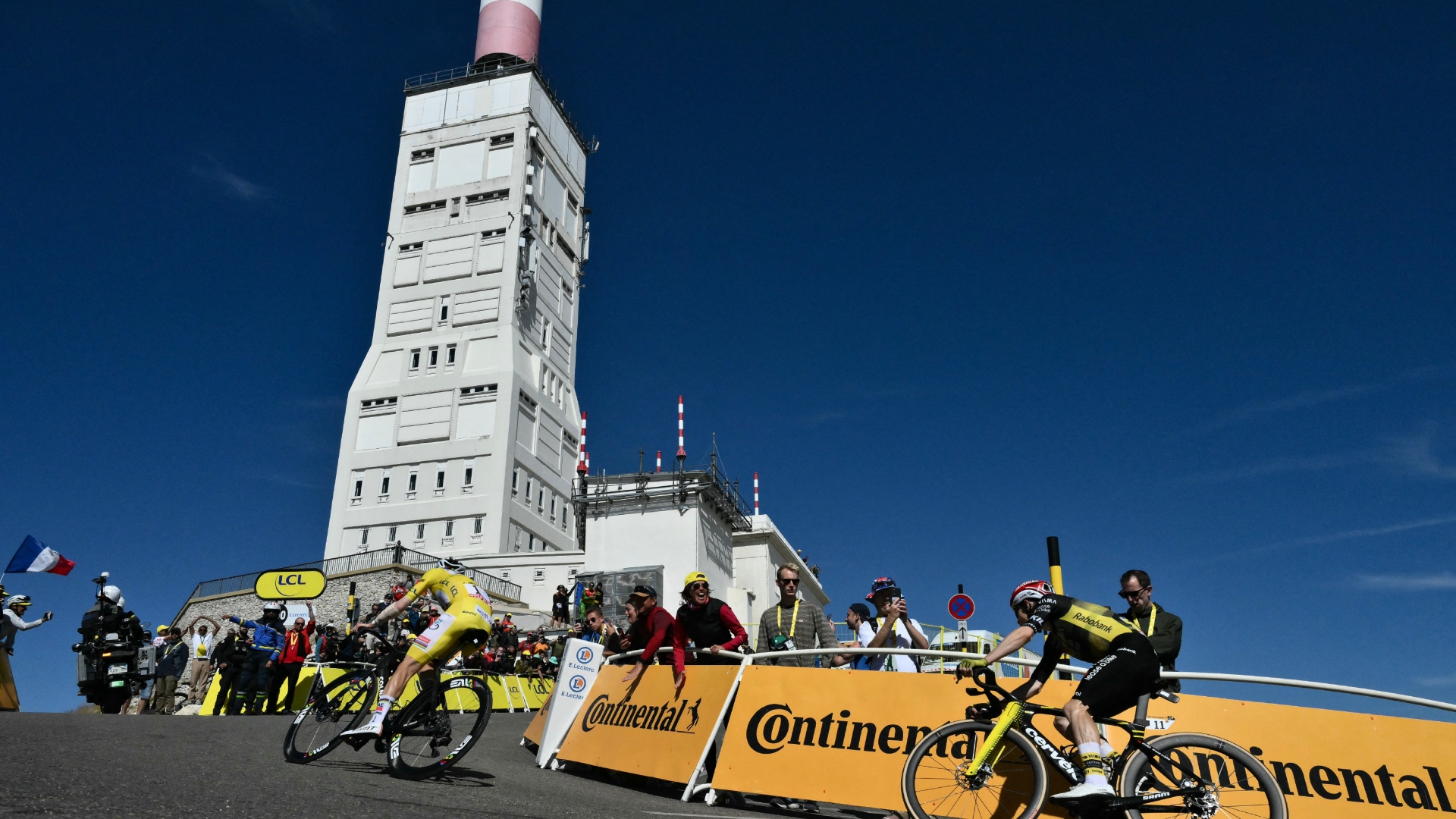 Pogacar and Vingegaard on Mt Ventoux