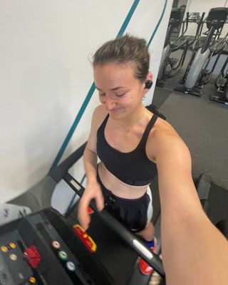 Taylor Swift workout: Ally Head trying the workout