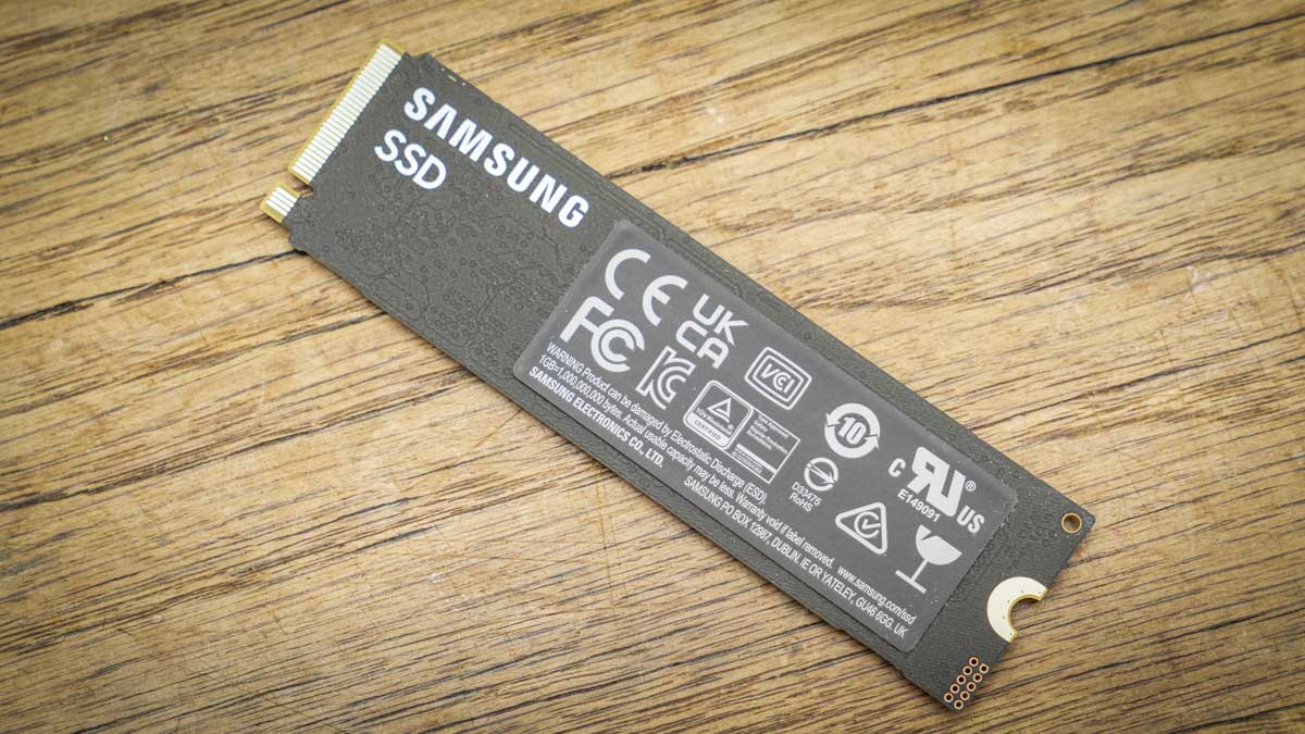 Samsung SSD 9100 PRO review