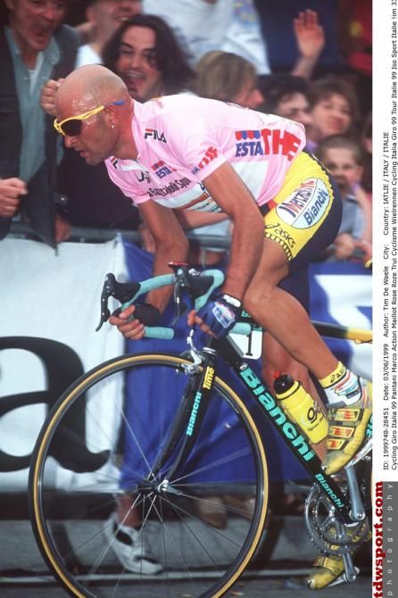 Marco Pantani resplendent in the maglia rosa during the 1999 Giro d'Italia