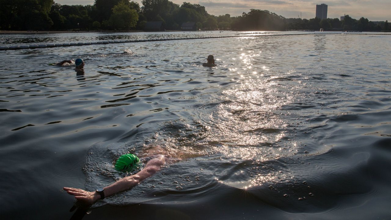 Serpentine Lake, Hyde Park