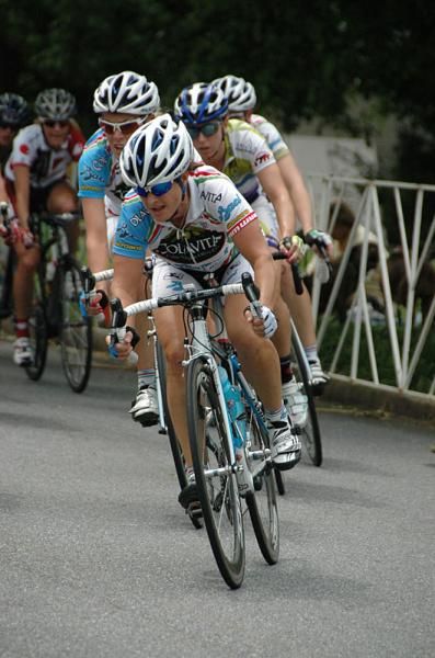 Colavita/Baci p/b Cooking Light tries to reel in the break.