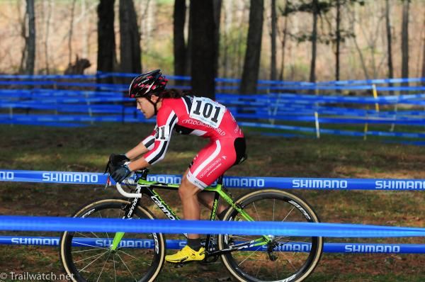 Crystal Anthony (Cyclocrossworld.com) trying to recover from a couple spills