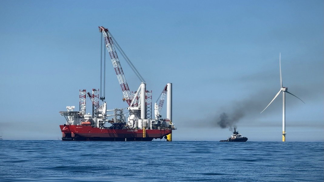 Boat crews construct Revolution Wind farm off Connecticut and Rhode Island