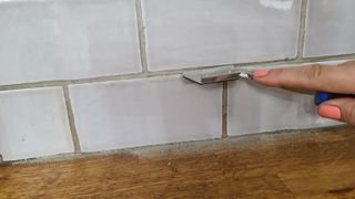Removing grout from tiles