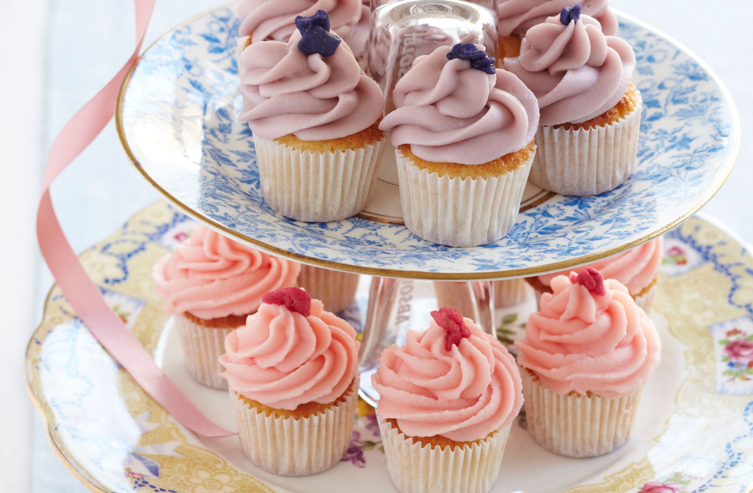 Mini cupcakes | British Recipes | GoodTo