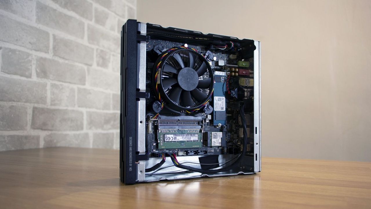 A photograph of the MSI Pro DP21 11M's internal layout