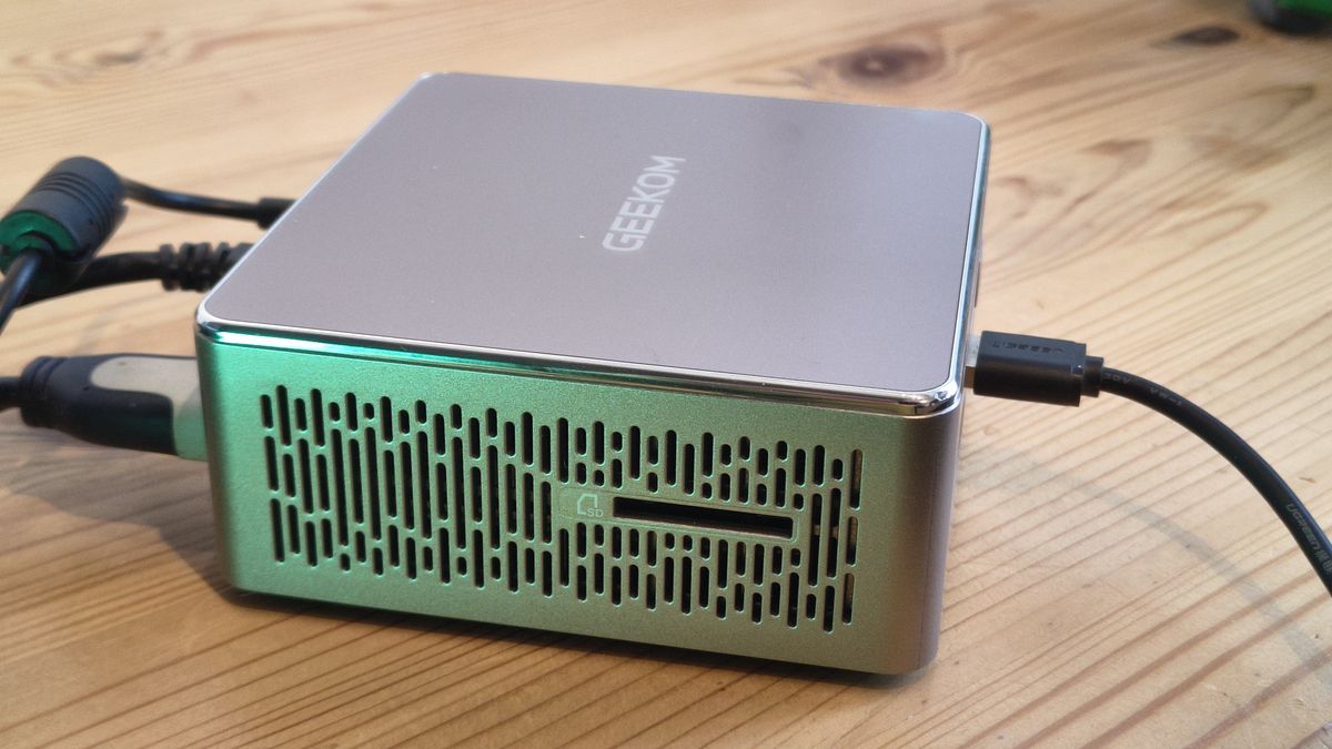 Geekom A5 mini PC for work, study, and everyday computing drops below $370 in Best Buy's 'Black Friday in July' sale.