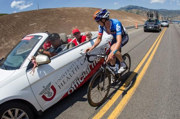 Alex Howes (Garmin) meets up with the race doctor after his crash
