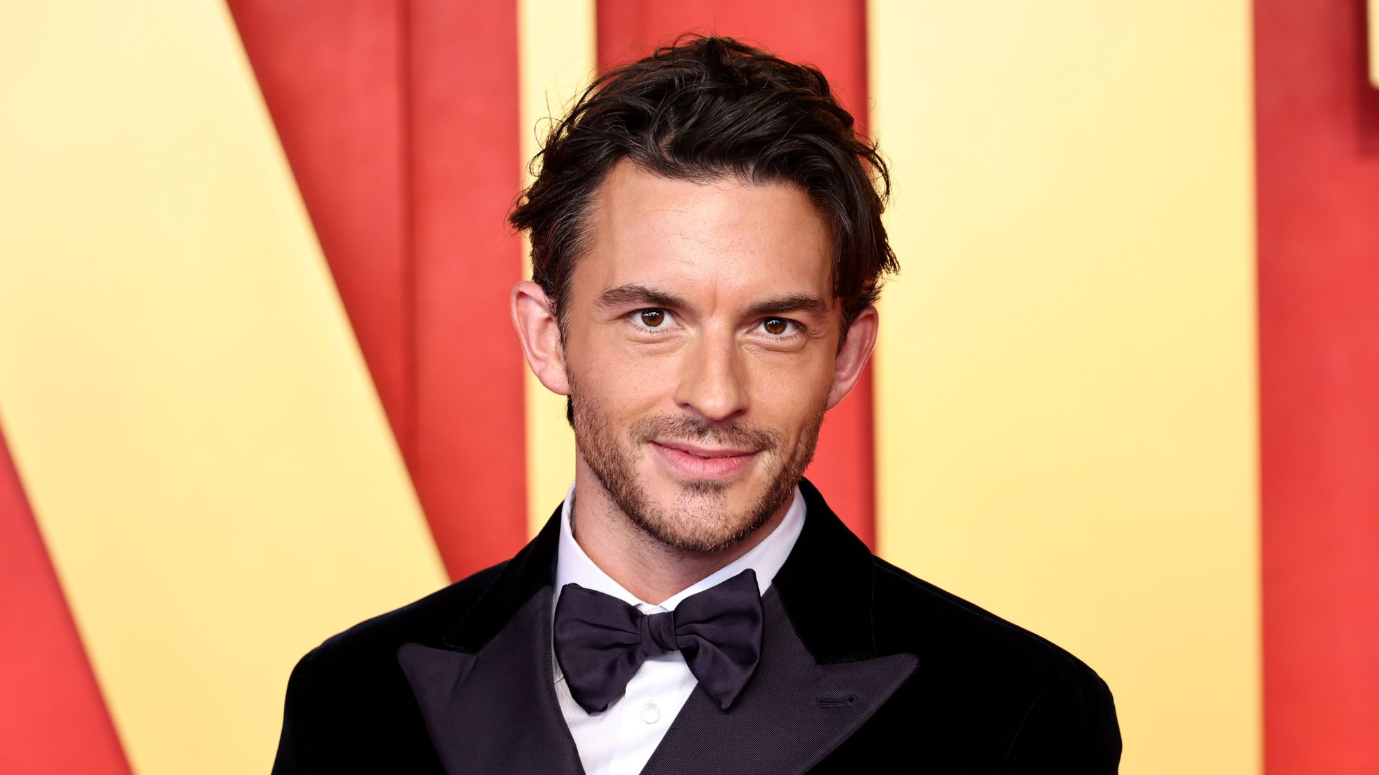 Jonathan Bailey attends the Vanity Fair Oscars party in 2024