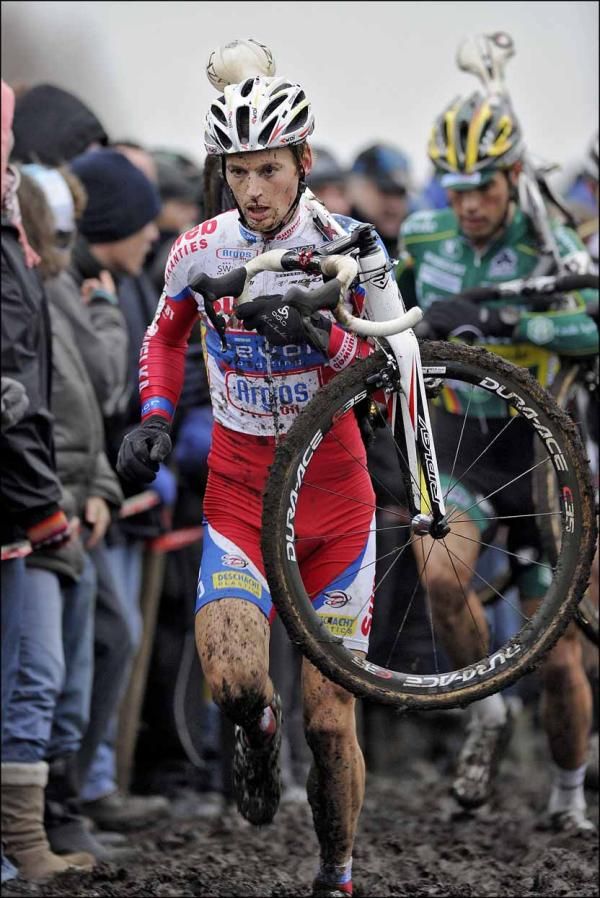 Kevin Pauwels defended his overall lead in the GVA Trofee.