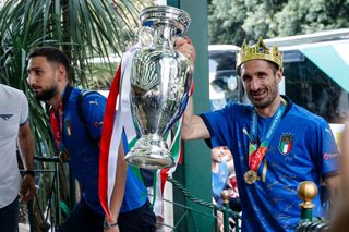 Giorgio Chiellini and Gianluigi Donnarumma, best players in the world