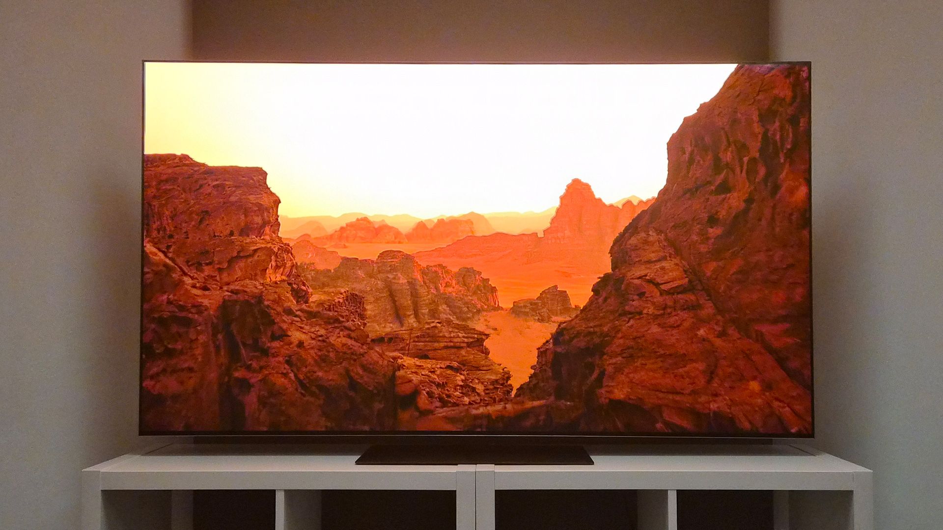 LG bizden dört yıldızlı amiral gemisi G6 OLED TV'yi yeniden test etmemizi istedi – işte nedeni