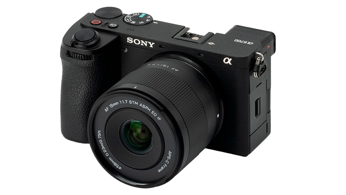 Viltrox AF 15mm f/1.7
