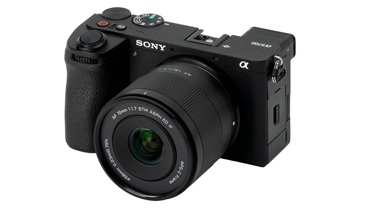 Viltrox AF 15mm f/1.7