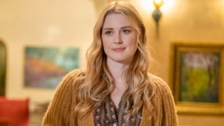 Alexandra Breckenridge as Sophie on This Is Us.