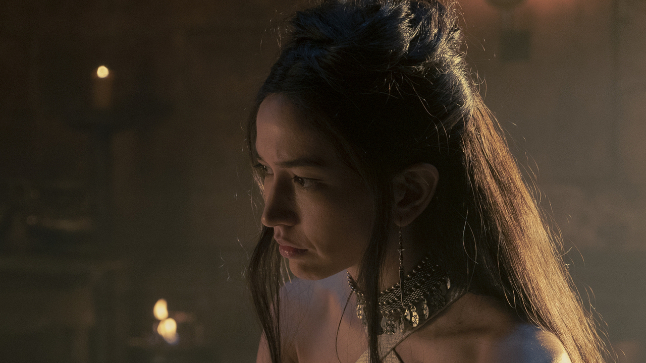 Sonoya Mizuna como Mysaria en House of the Dragon