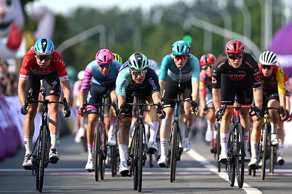 Baloise Belgium Tour: Olav Kooij wins st