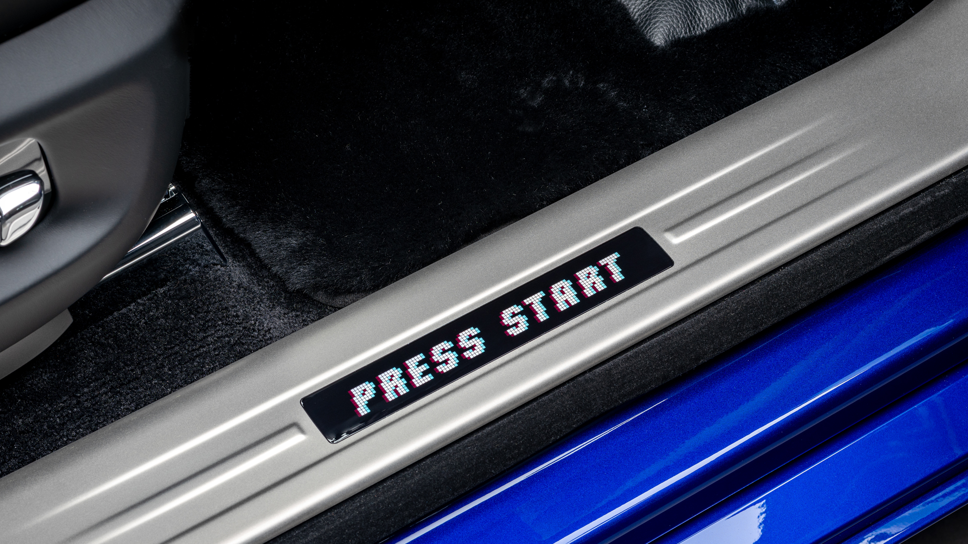 Rolls-Royce Black Badge Ghost Gamer