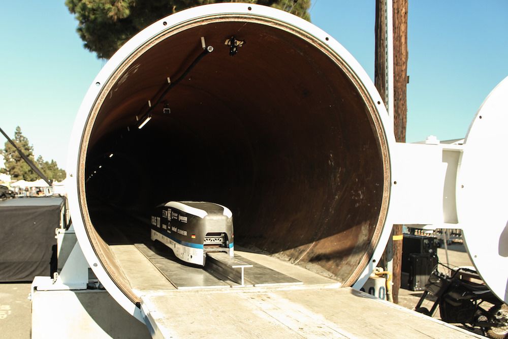 Pod Traveling at 201 MPH Wins Elon Musk's Hyperloop Competition | Space