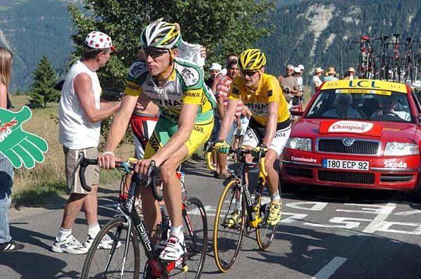 Axel Merckx (Phonak) had to pace Landis to the finish