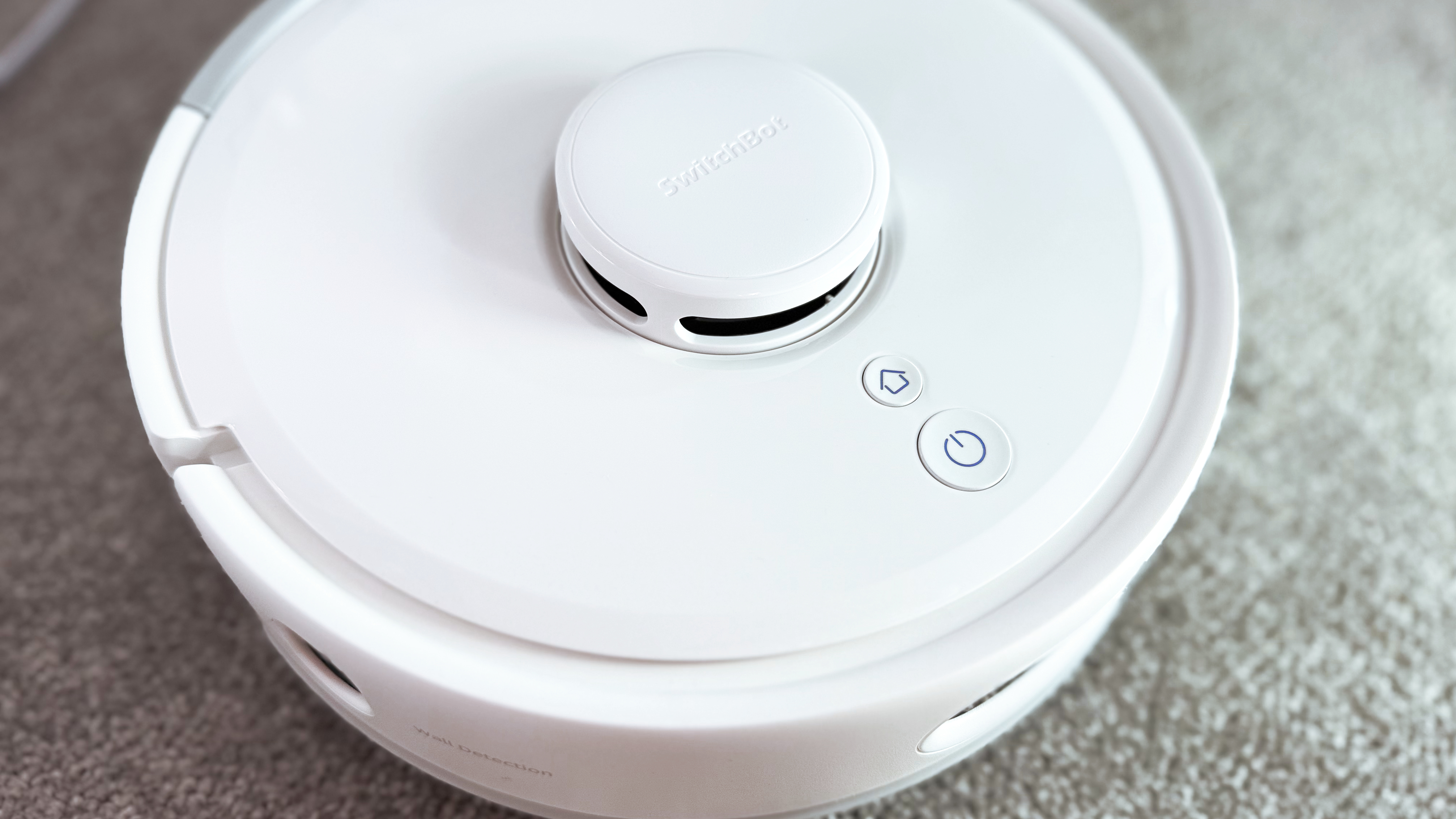 A view of the top of the SwitchBot K11 plus.