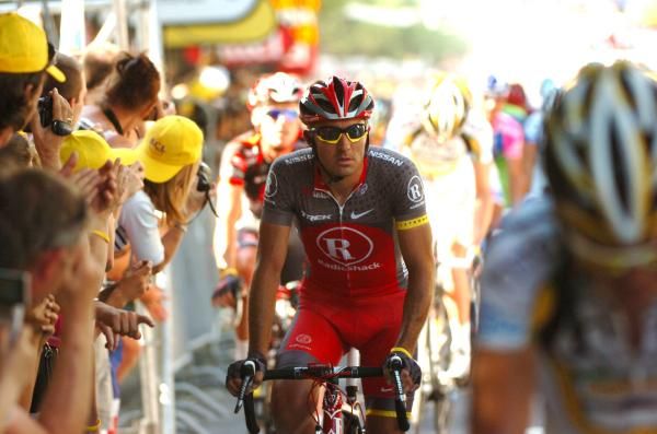 Yaroslav Popovych (RadioShack) crosses the line in Reims