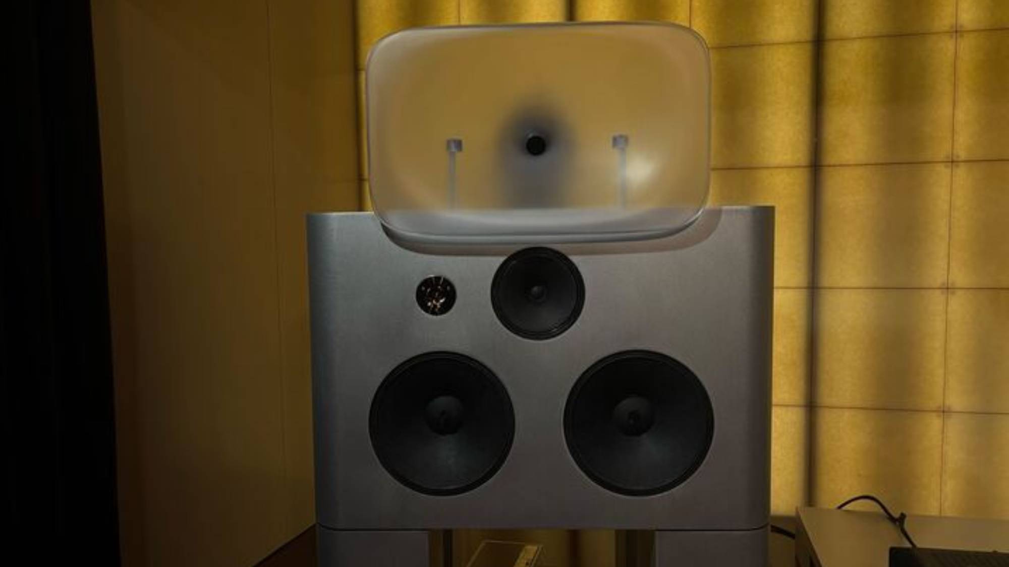 A close up of the FP-4XXX Alnico Loudspeakers