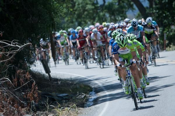 Liquigas-Cannondale set the tempo on the front.