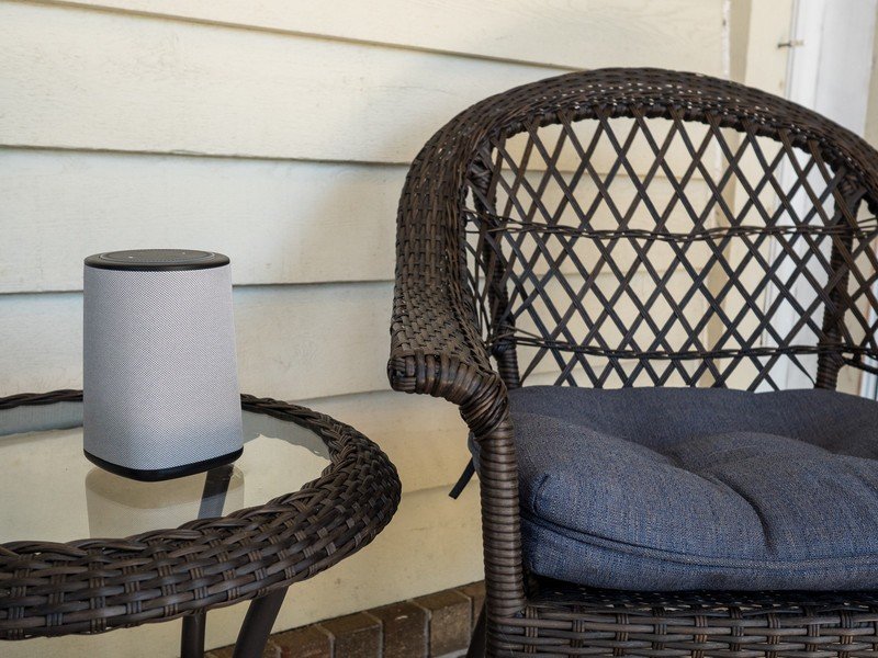 VAUX cordless speaker for Echo Dot