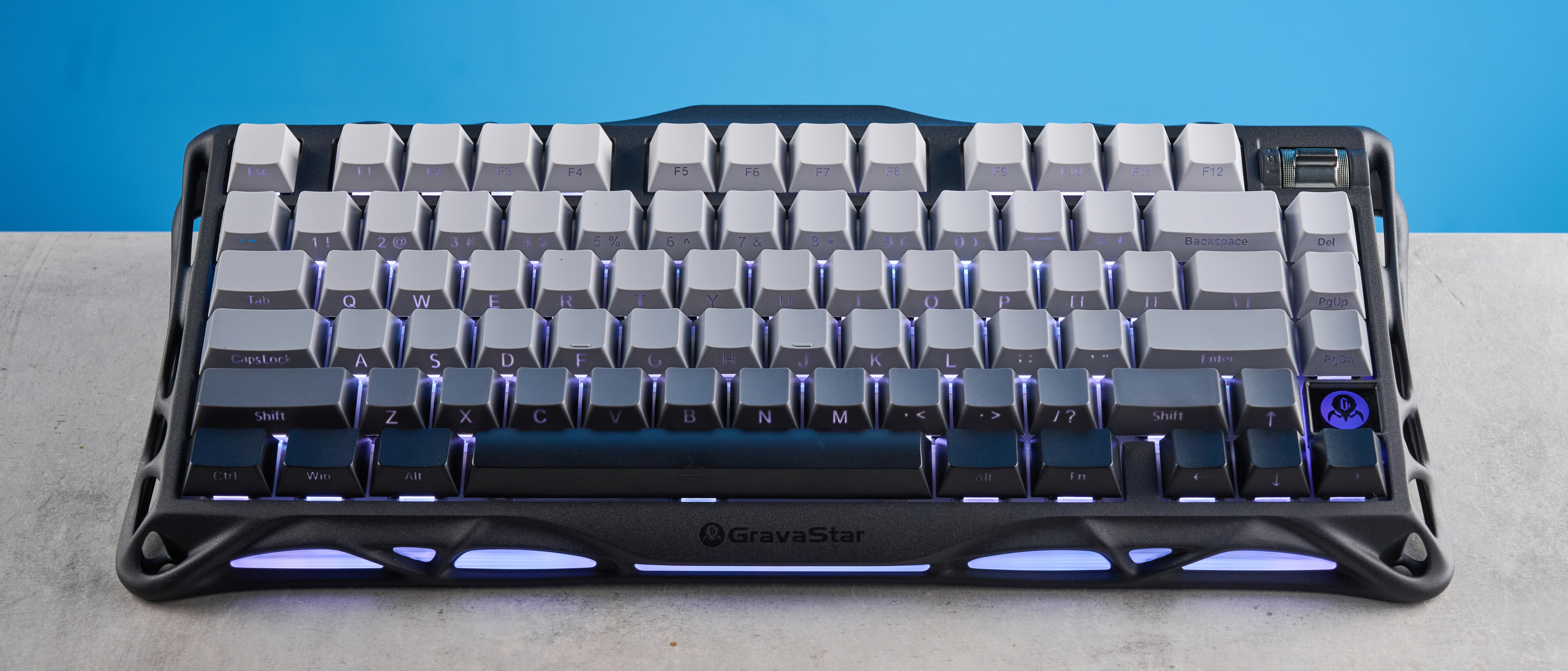 GravaStar Mercury K1 mechanical keyboard in Gradient Black