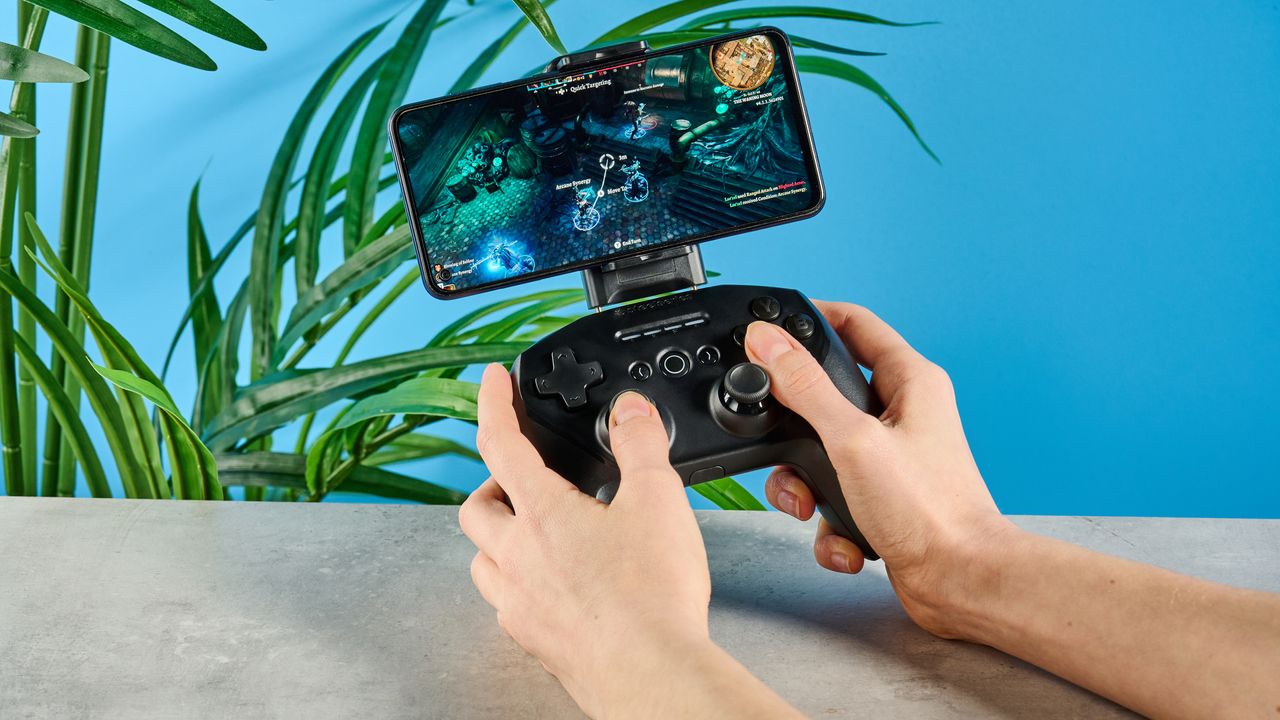 A black SteelSeries Stratus+ mobile gaming controller for Android, Windows and ChromeOS