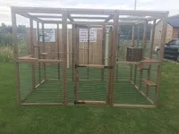 4 Wire Standing Enclosure | Amazon
