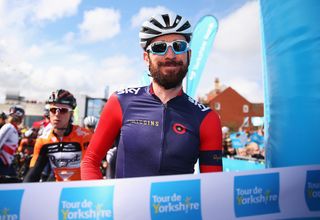 Wiggins drops out of Tour de Yorkshire during opening day - News Shorts