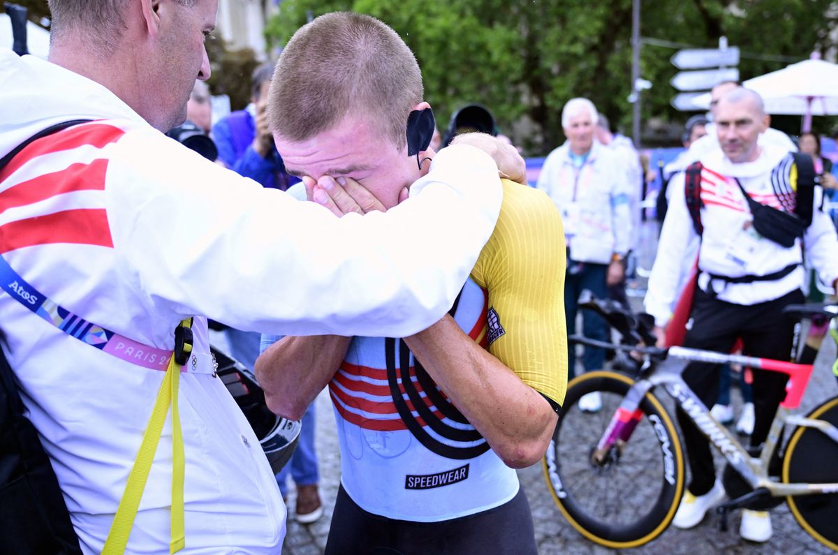 An emotional finish for Evenepoel after taking gold