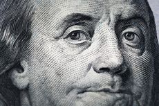 Close-up portrait of Benjamin Franklin on a one-hundred-dollar bill