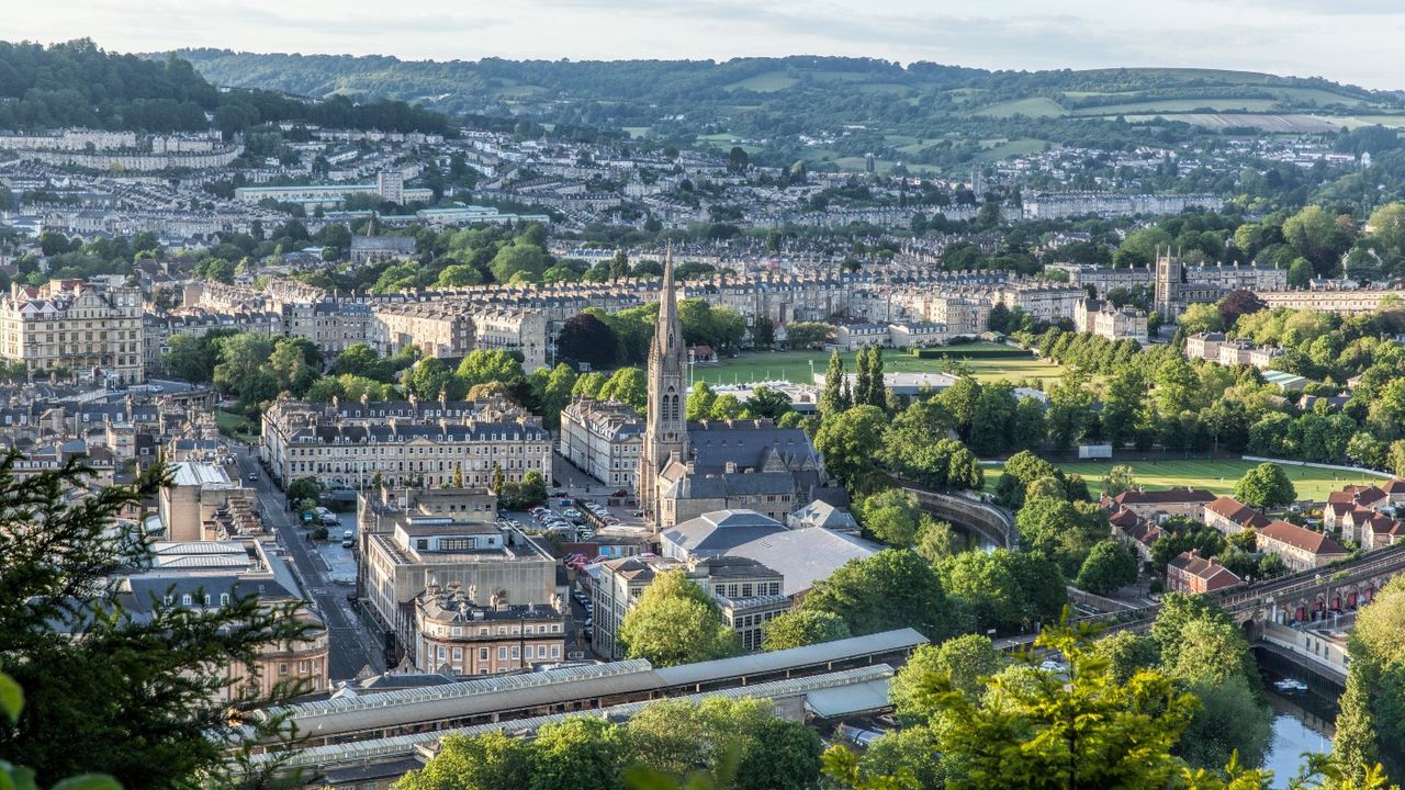 Bath has a population of around 108,000 people