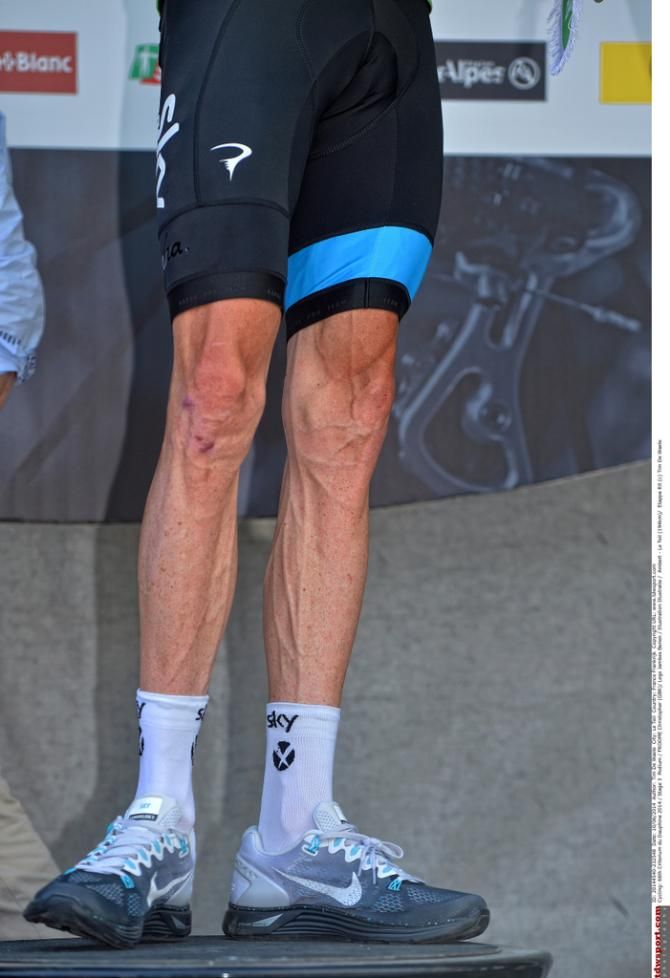 Froome's legs on the podium