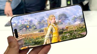 iPhone 16 Pro gameplay