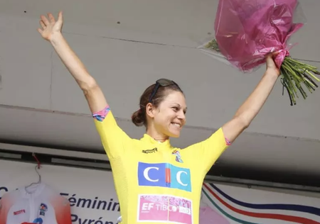 Krista-Doebel Hickok earned the yellow jersey after stage 1b at 2022 Tour des Pyr&eacute;n&eacute;es