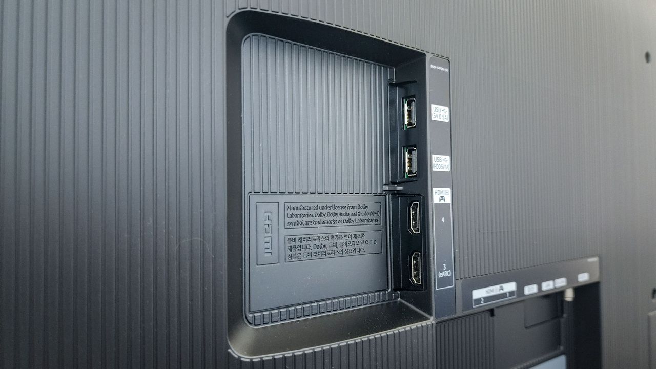 Samsung S85D OLED TV ports