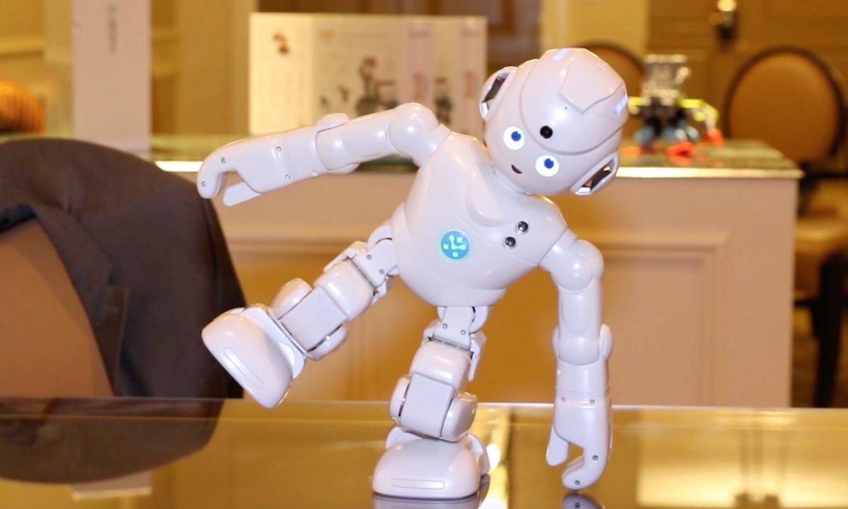 The First Alexa Powered Robot Just Stole Our Hearts Toms Guide 