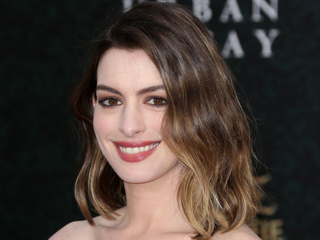 Anne Hathaway