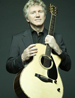 Rik Emmett of Triumph: 