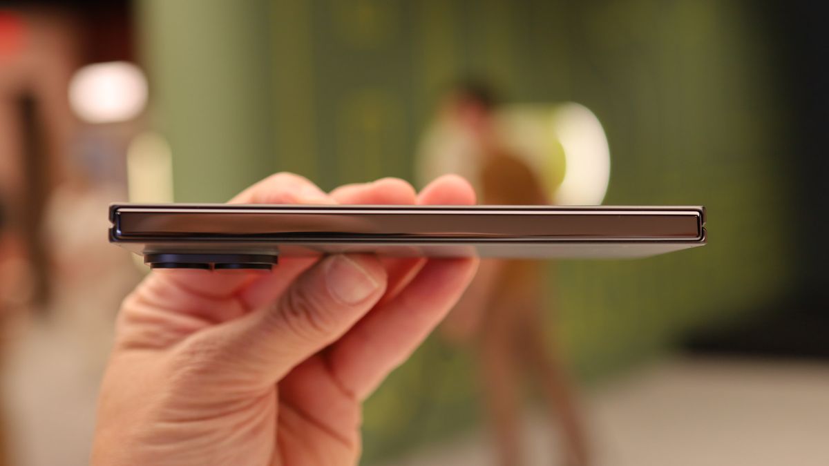 Google Pixel 11 Pro Fold HANDS ON