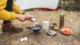 5 reasons you need a camping knife: cooking
