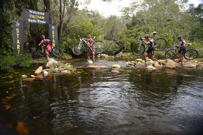 Leaders enter the infamous Vietnam trail