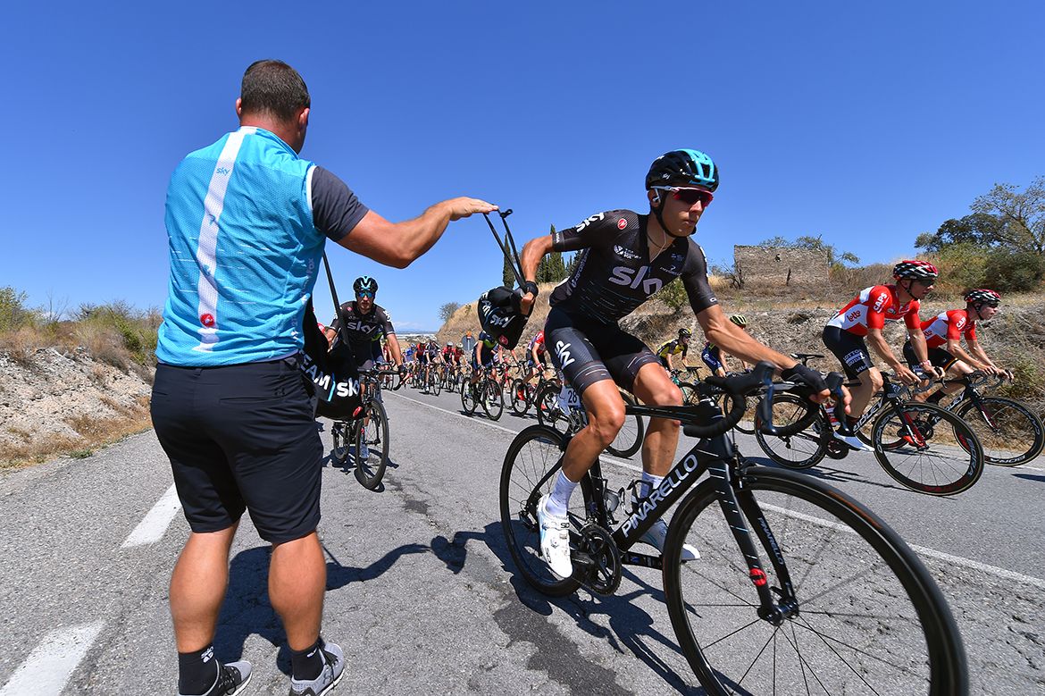 Diego Rosa picks up a musette